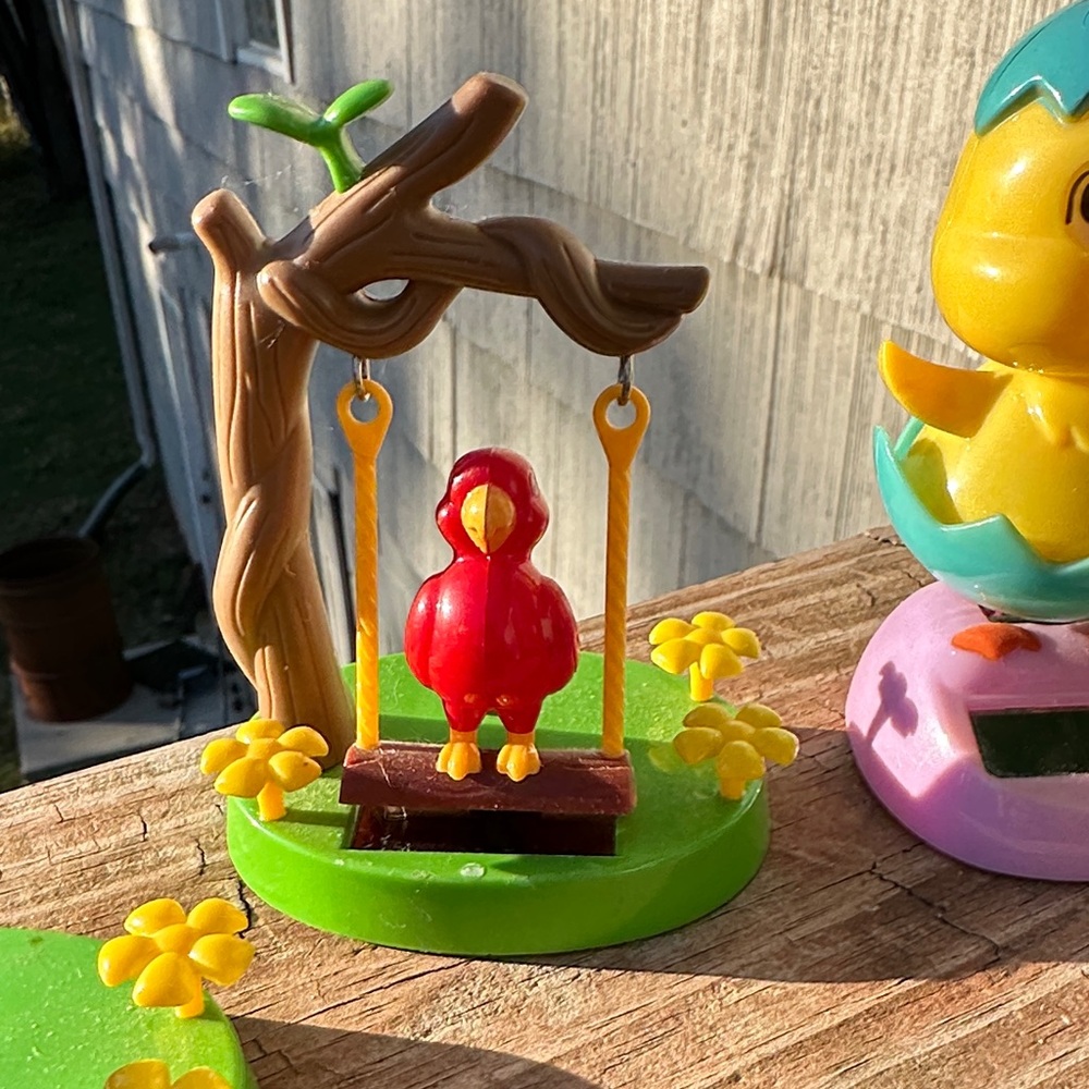 Colorful Animal Solar-Powered Dancing Toys Set - Picture 5 of 6